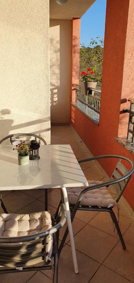 Tomislav Apartment Makarska Exterior photo