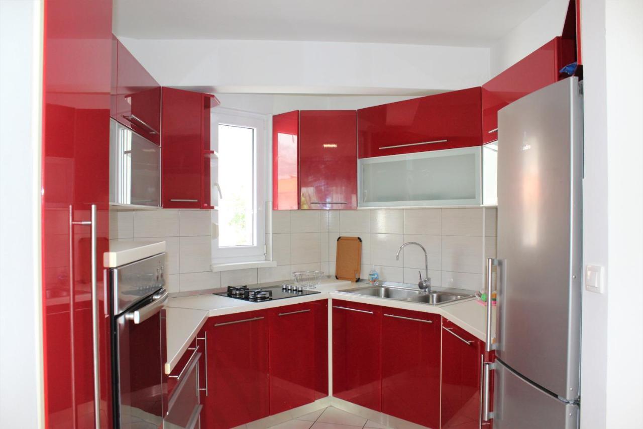 Tomislav Apartment Makarska Exterior photo