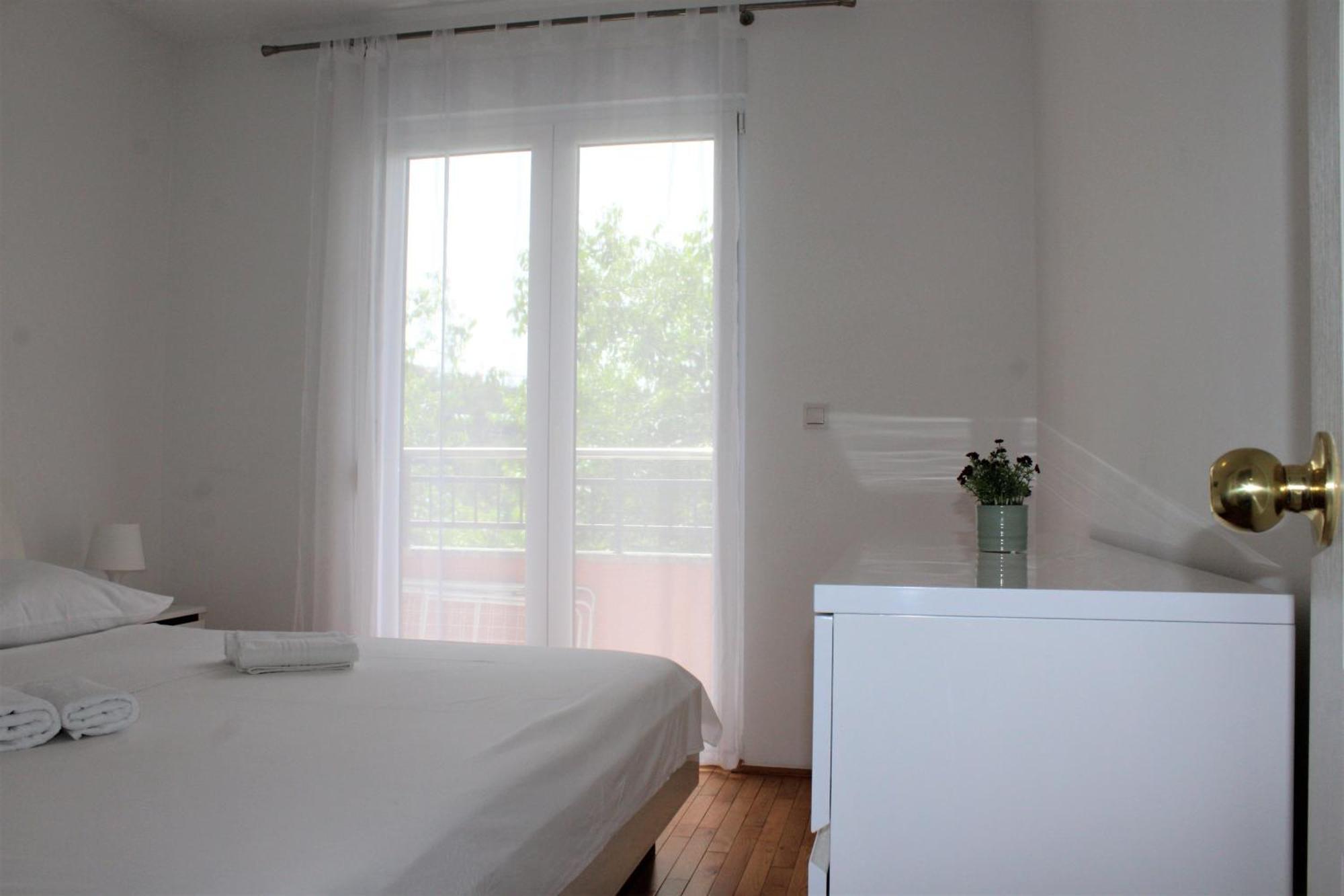 Tomislav Apartment Makarska Exterior photo